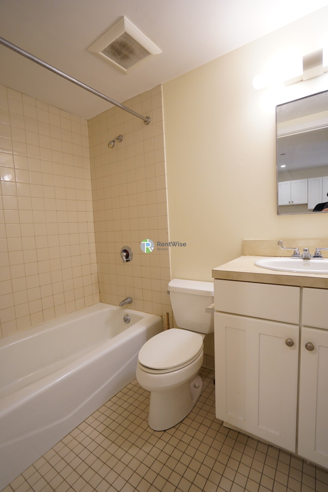 Building Photo - 40 Boylston St