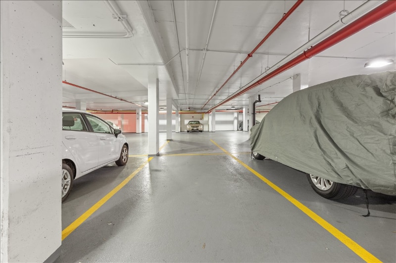 Building Photo - 5101 River Rd