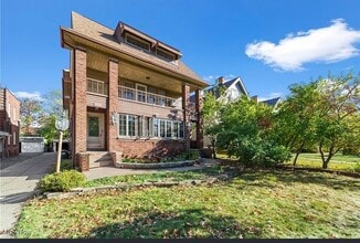 Building Photo - 14724 Clifton Blvd