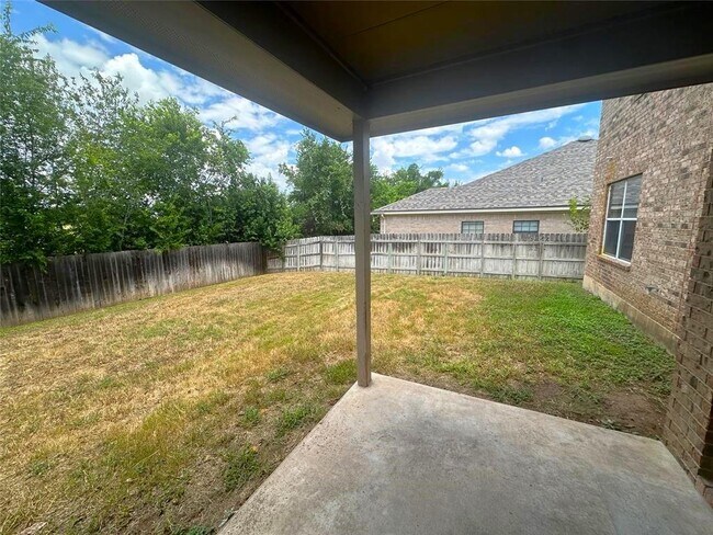 Building Photo - 1408 Bergin Ct