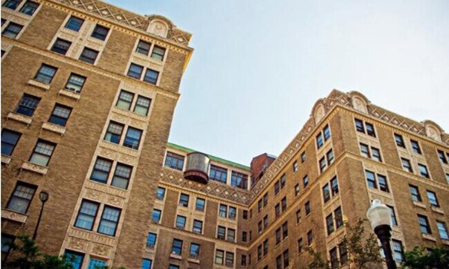 Building Photo - 109 New York 96-SI FL10-ID1612426P