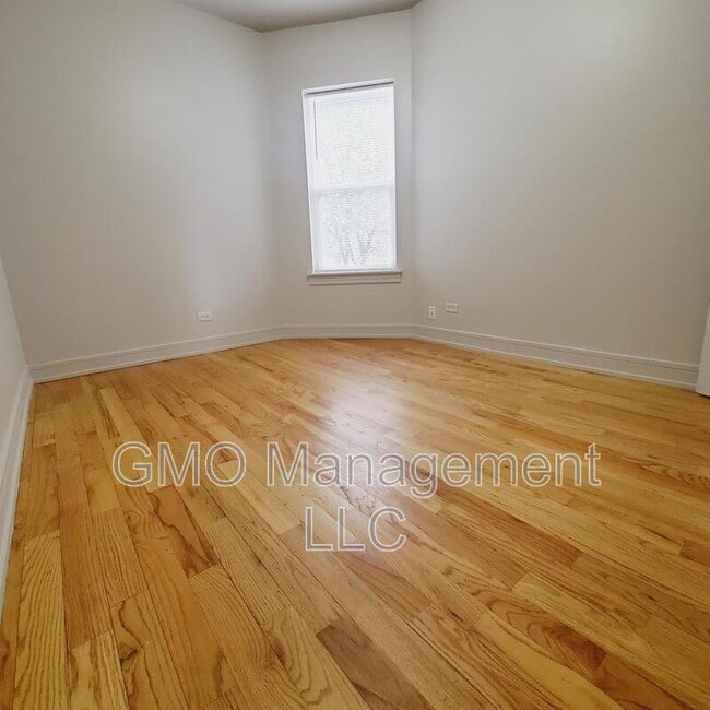Building Photo - 4048 W Lexington St