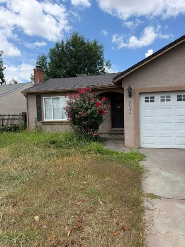 Building Photo - Desirable 3-bedroom 1 bath House
