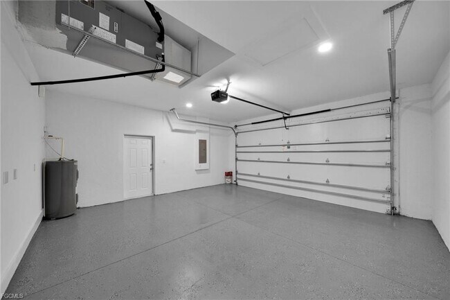 Building Photo - 1201 SW 8th Pl