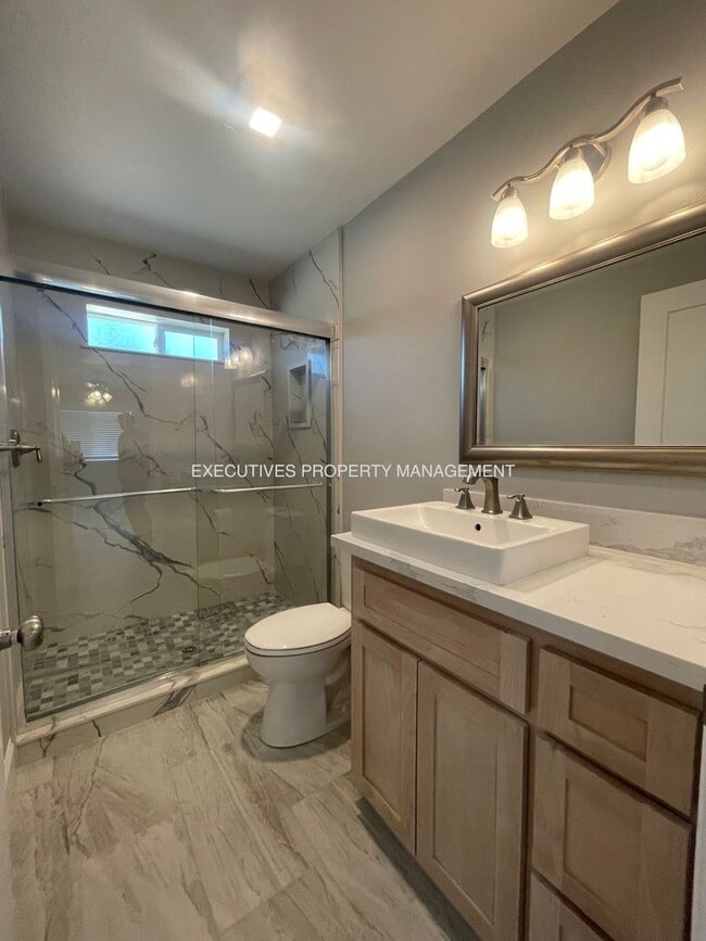 Building Photo - 1957 CA-140