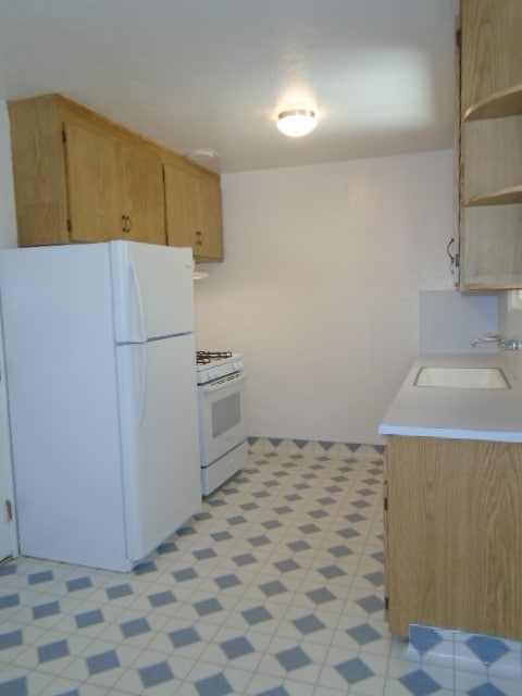 Building Photo - Nor Cal Realty, Inc. - 3 Bedroom, 1 Bath House with 2 Car Garage - Coming soon