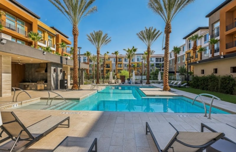 Building Photo - 4335 S Grand Canyon Dr