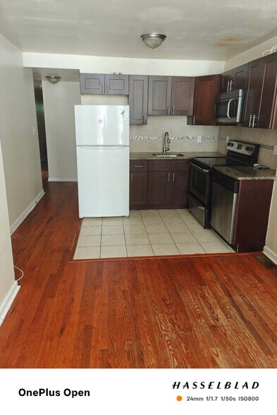 Primary Photo - 1506 N Willington St