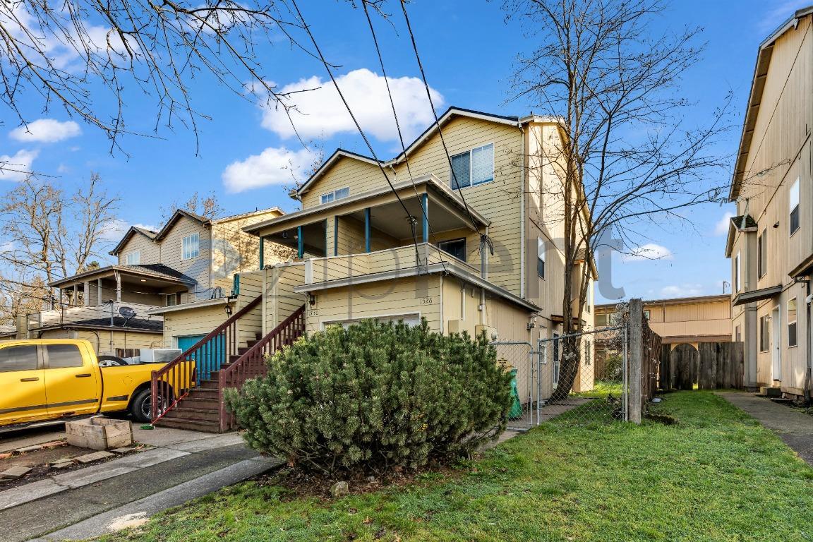 Building Photo - 1526 NE 68th Ave