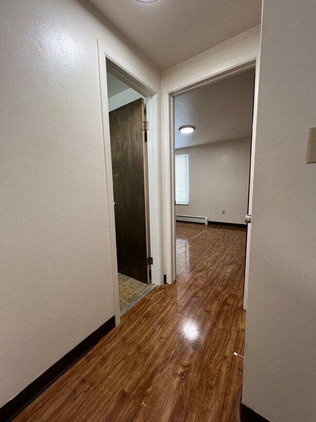 Building Photo - Mathews634 (KC-JF-NB)