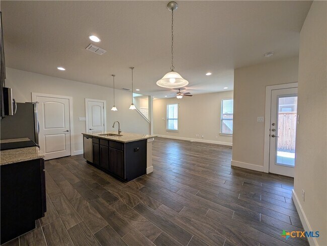 Building Photo - 737 Milestone Pk