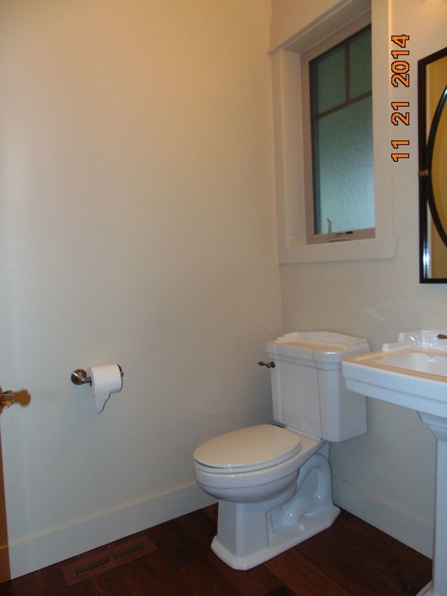 Building Photo - Immaculate Home In Saddle Ridge