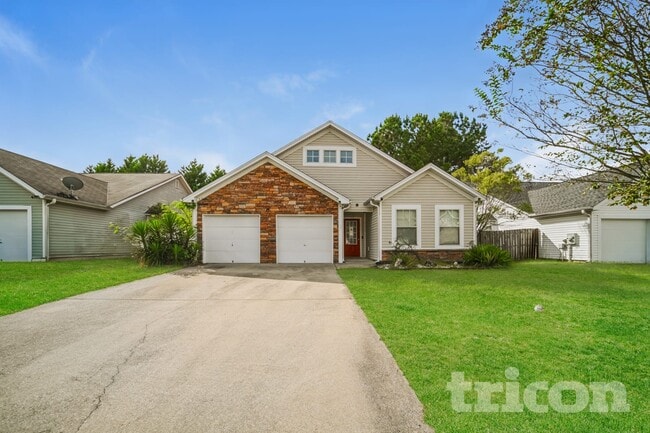 Building Photo - 41 Camden Way