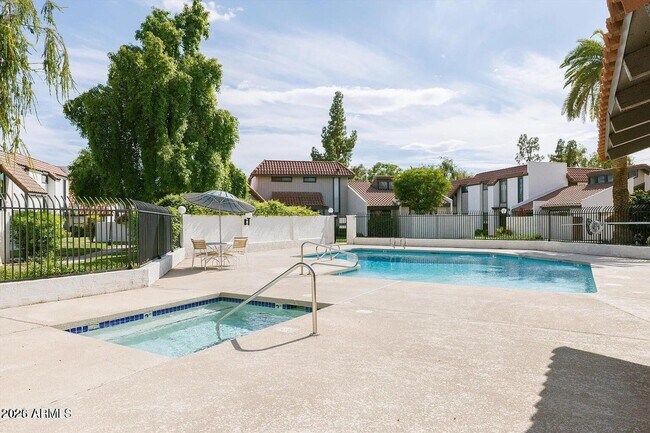 Building Photo - 4313 N 28th St