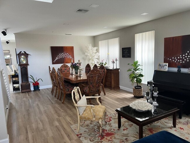 Building Photo - 18280 Coral Isles Dr
