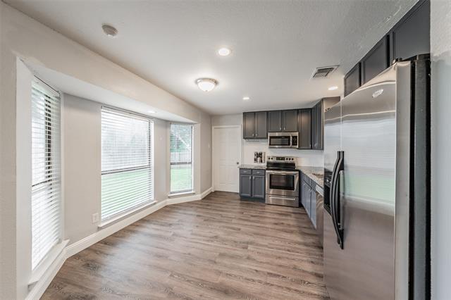 Building Photo - 514 Parsley Ln