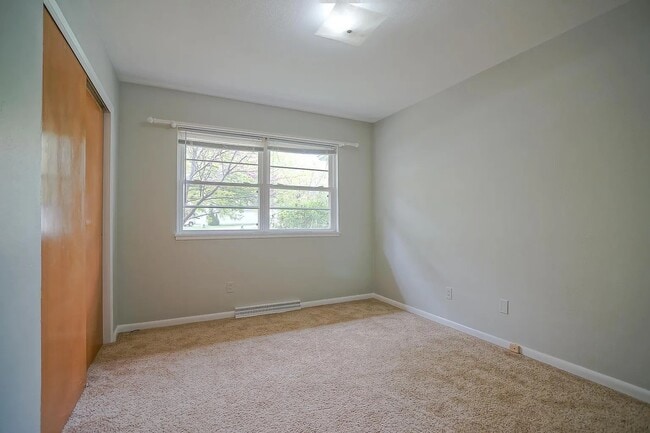 Building Photo - 6134-Lower & Upper N Jayar Drive