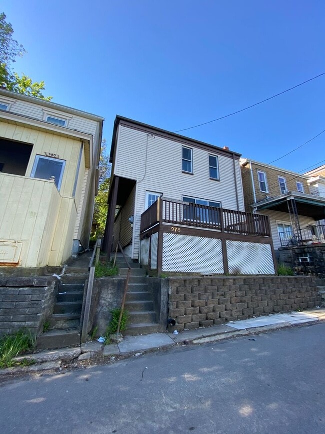 Building Photo - 978 Manton Wy