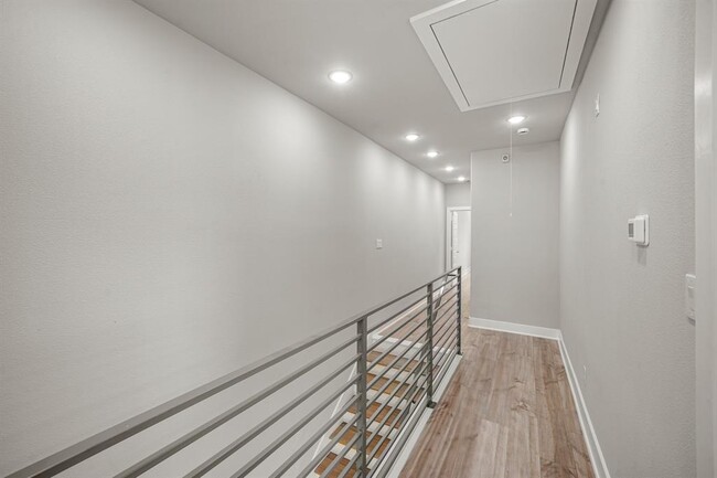 Building Photo - 5626 Tommye St
