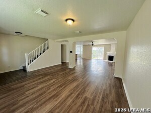 Building Photo - 814 Empresario Dr