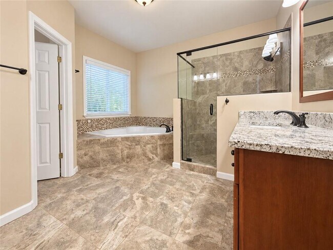 Building Photo - 5970 Findley Chase Dr