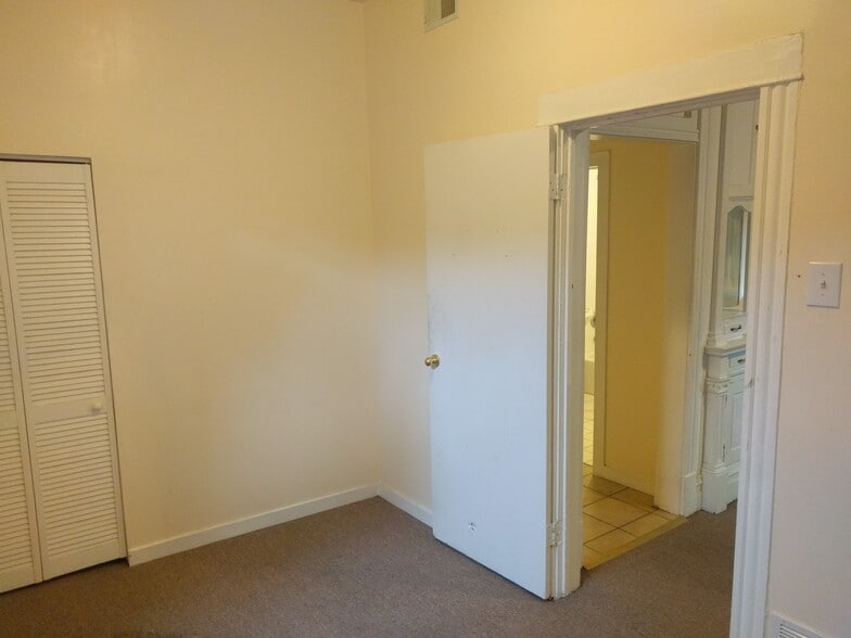 Building Photo - 1409 North Campbell Avenue