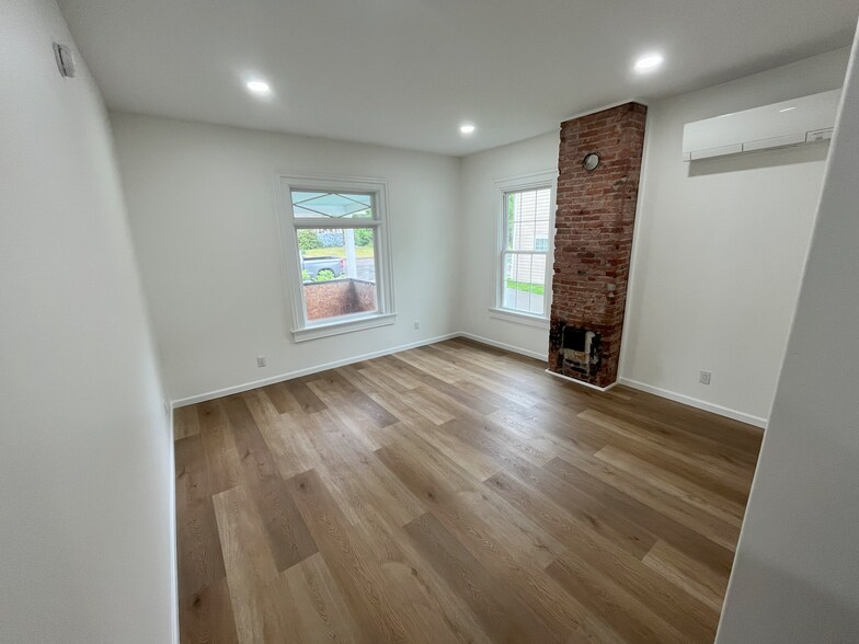 Living Room - 51932 NY-10