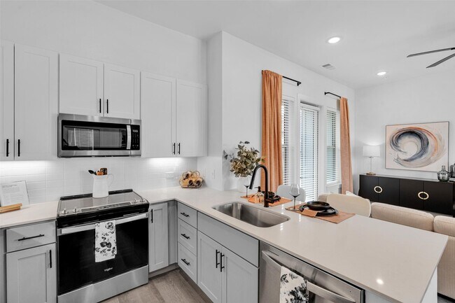 Building Photo - 1505A Forward Dr