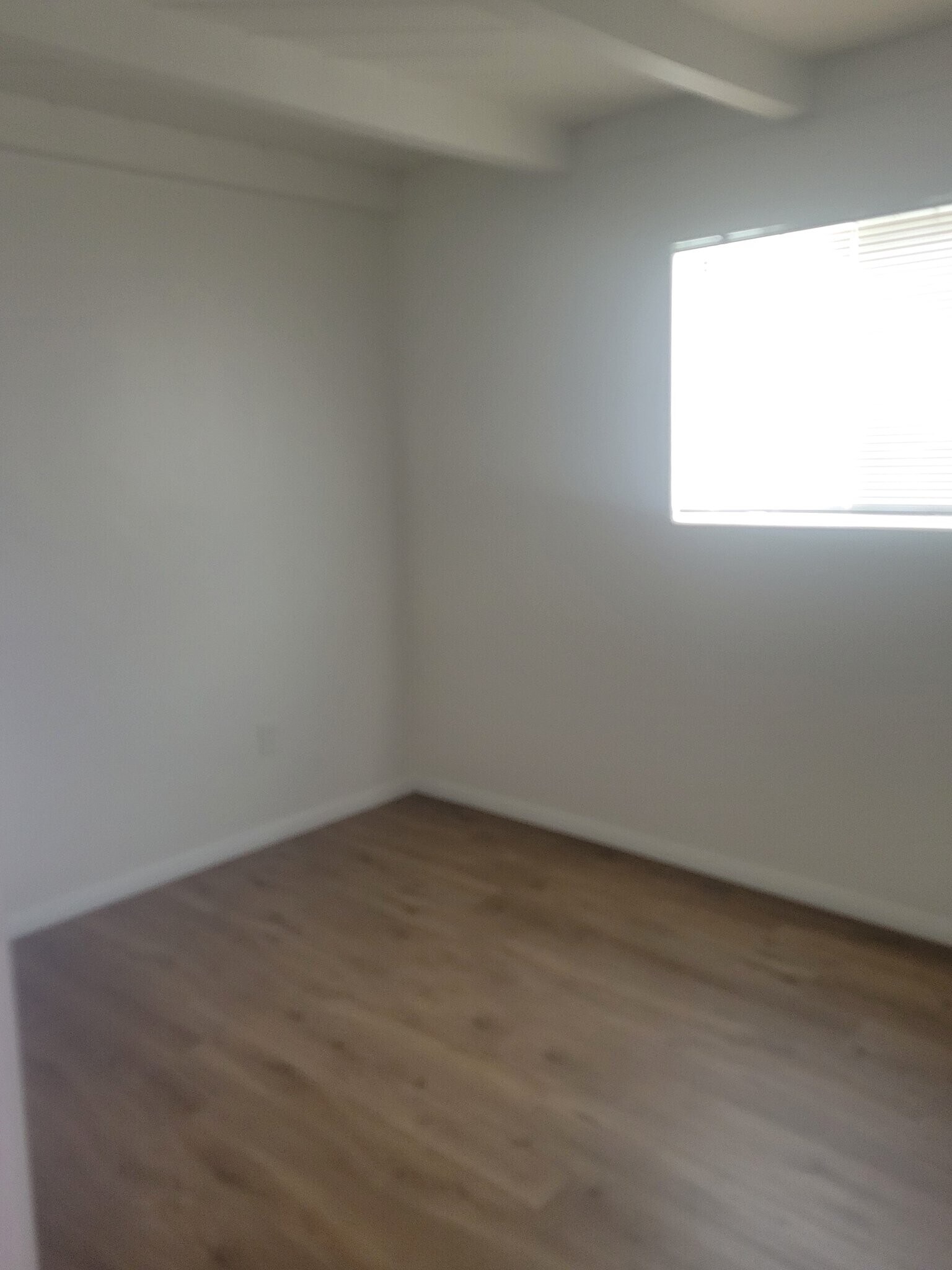Building Photo - 4030 Ingraham St