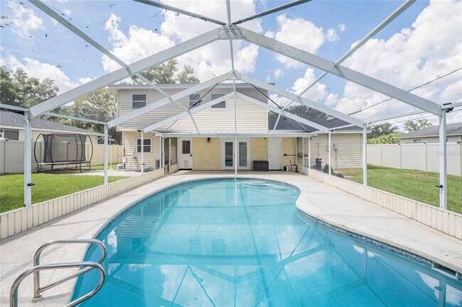 Building Photo - 4134 El Camino Real E