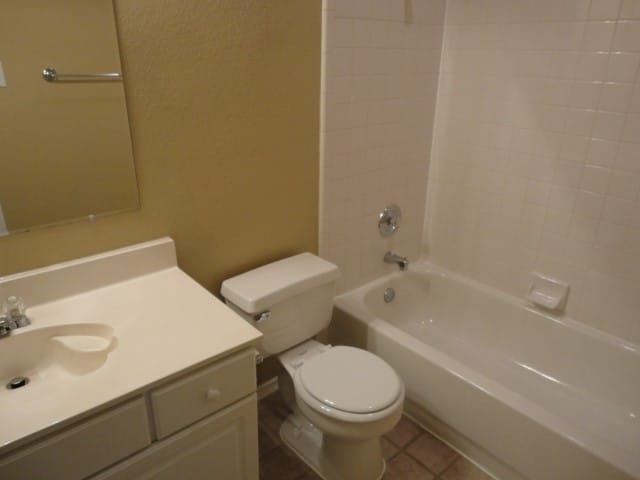 Building Photo - 4870 Lodgepole Ln