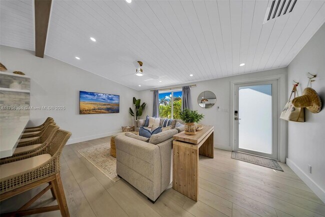 Building Photo - 129 Nautilus Dr