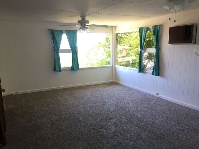 Building Photo - Pet Friendly Kaneohe House with Bay Views
