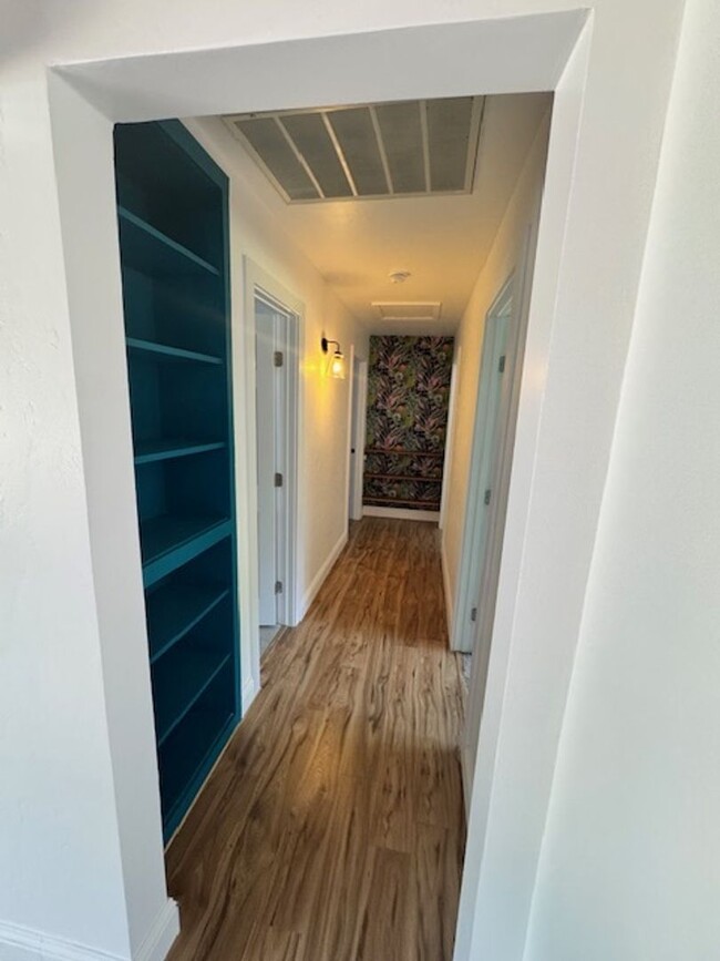 Building Photo - Beautiful West Redding Home with $200 Move...
