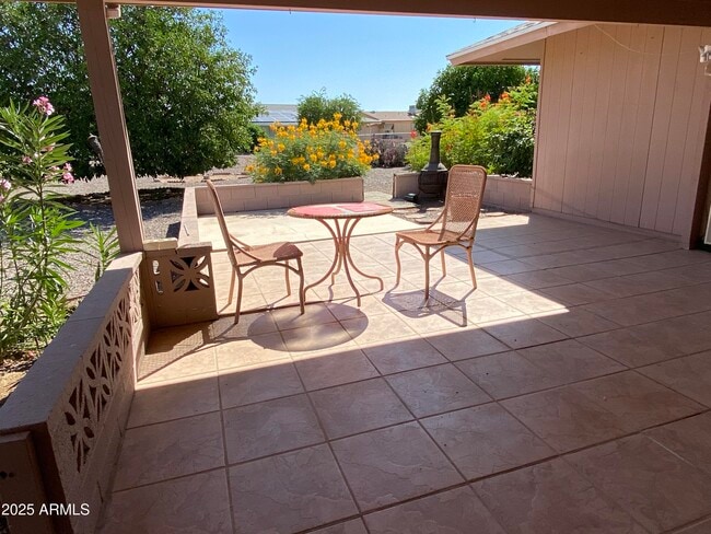 Primary Photo - 10422 W Meade Dr