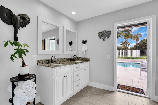 Building Photo - 3440 Rabbit Hollowe Cir