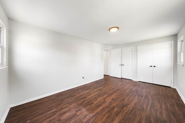 Building Photo - 1641 Lenape Rd