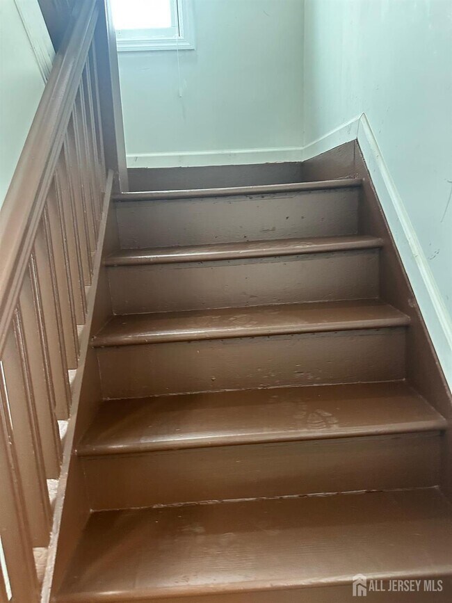 Building Photo - 111 Bayview Dr