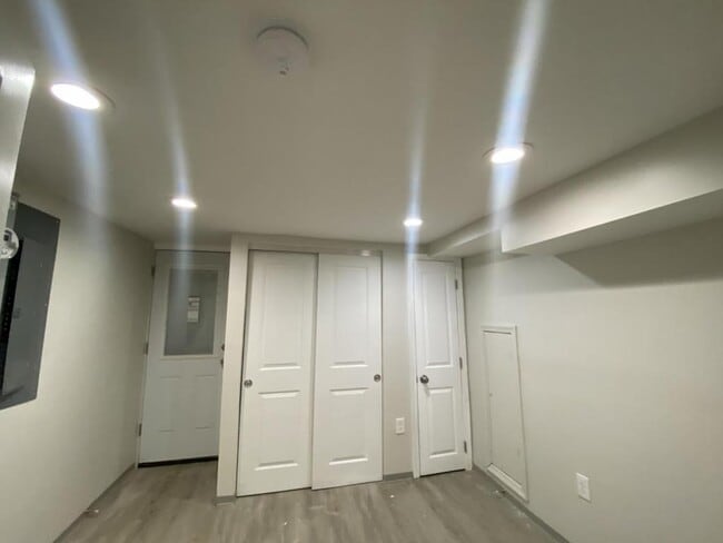 Building Photo - 3436 Leverton Ave