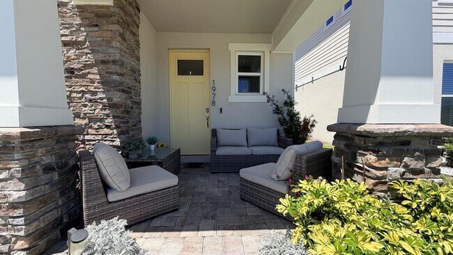 Building Photo - 1978 Education St