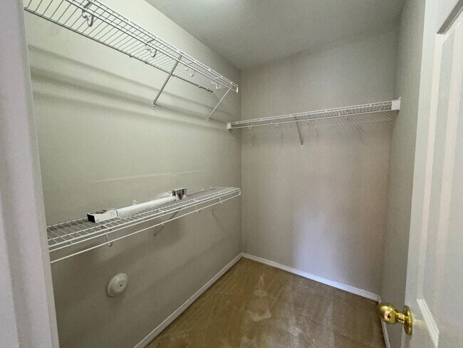 Building Photo - 5337 Thunderidge Drive