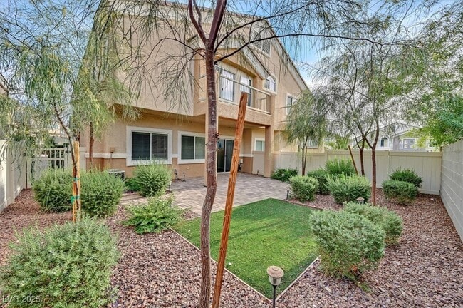 Building Photo - 1554 Ward Frontier Ln