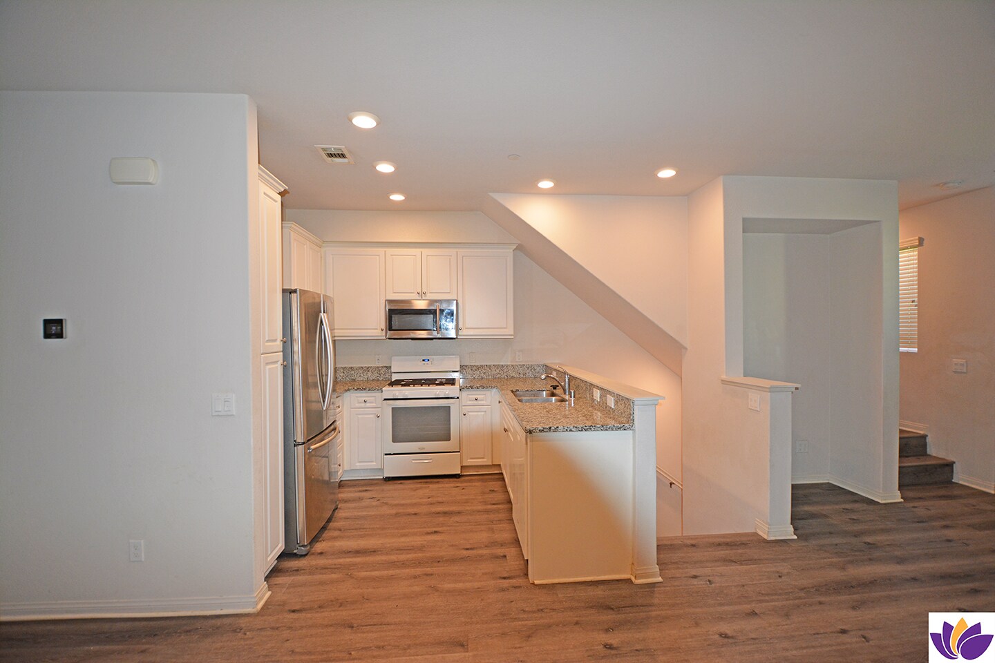 Building Photo - 14107 W Birch Ln