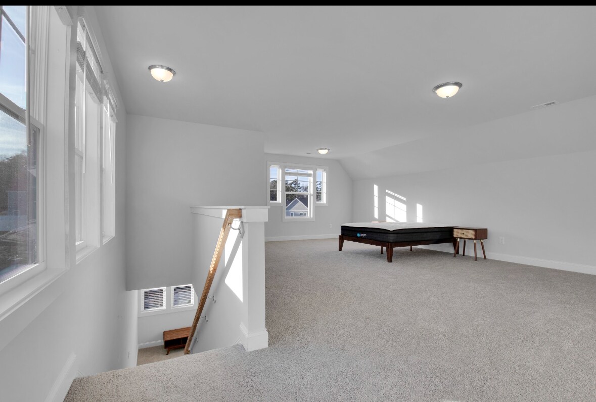 Building Photo - 9038 Henry Thoreau Rd