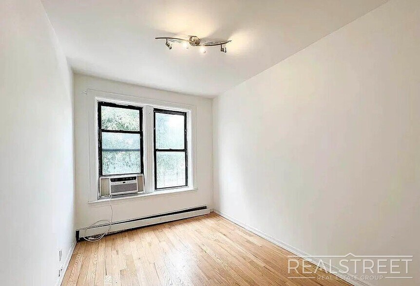 Building Photo - Nostrand Avenue