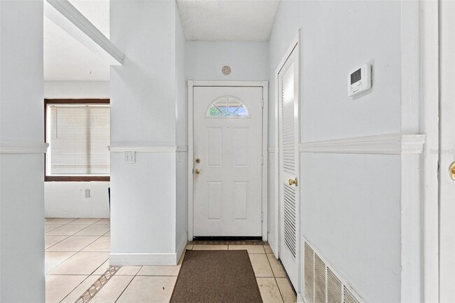 Building Photo - 9966 Burl Way