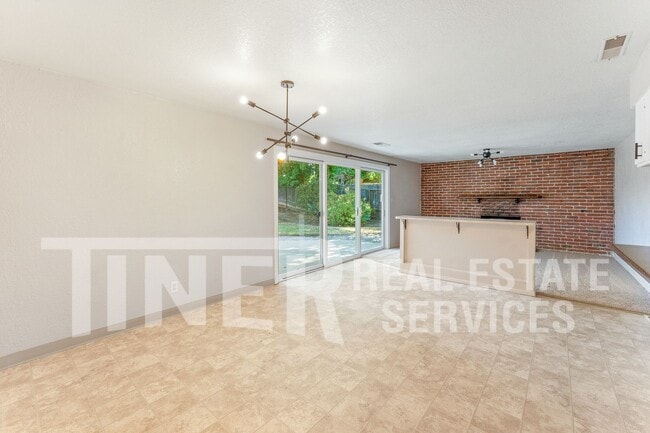 Building Photo - 7519 Westgate Dr