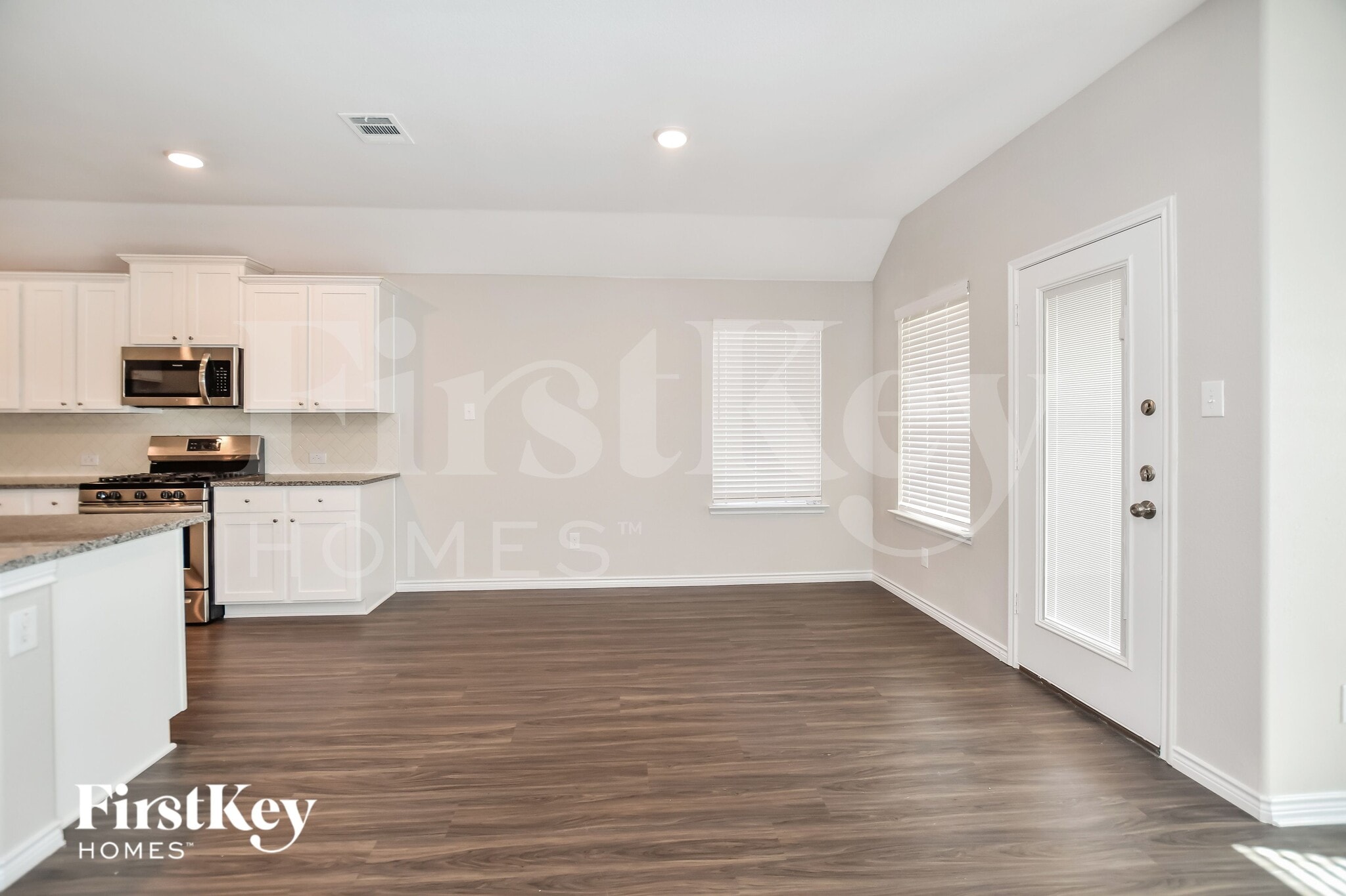 Building Photo - 808 Fredericktown Rd