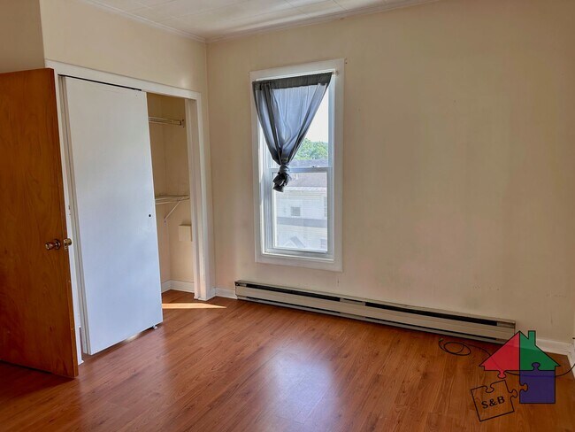 Building Photo - 95 Beckley St