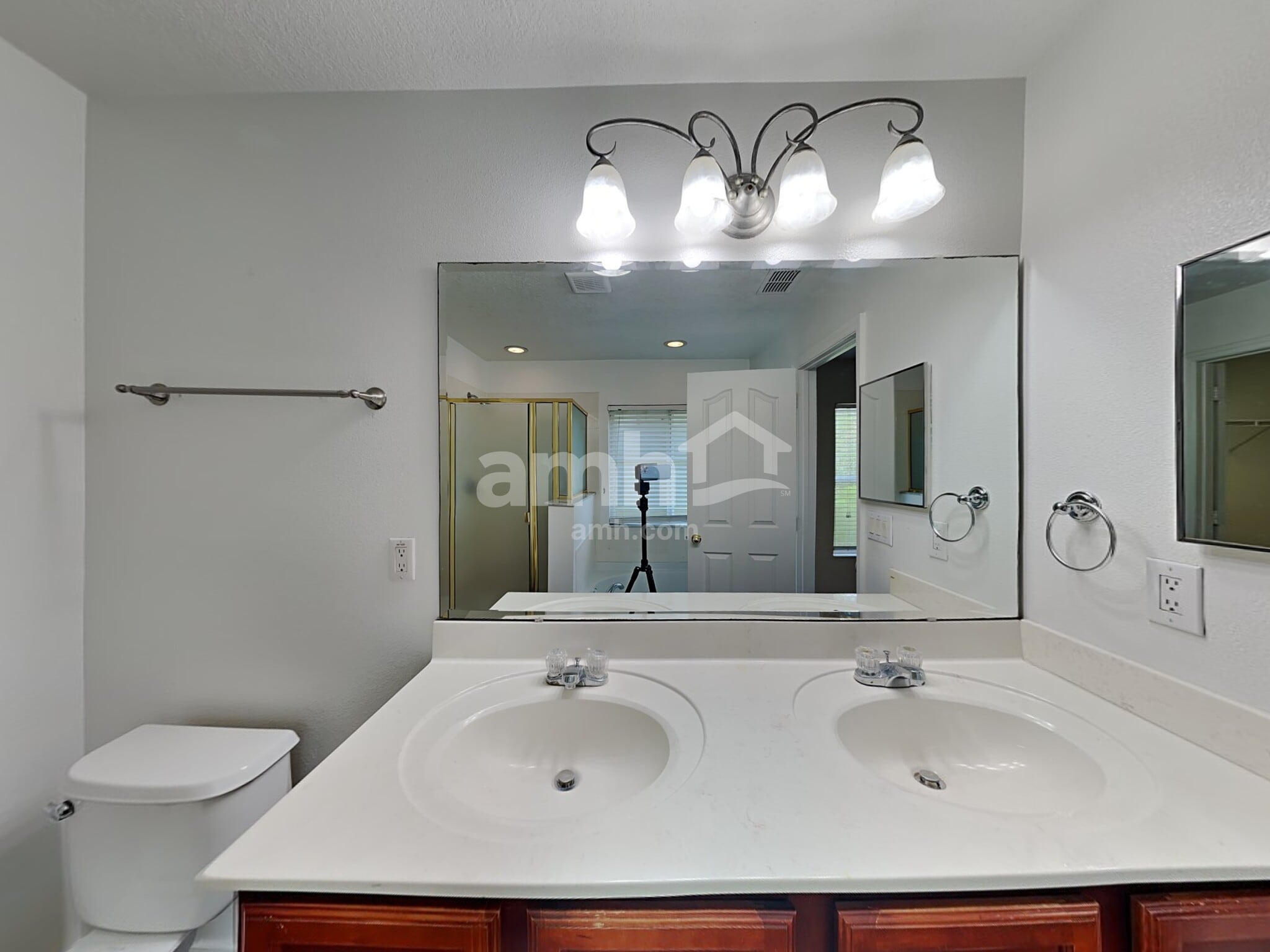 Building Photo - 15157 Perdido Dr